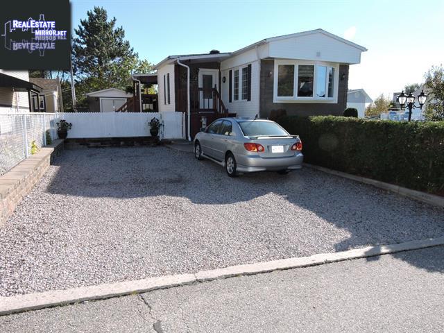 Property 1222 Rue Aristide-Masse main img