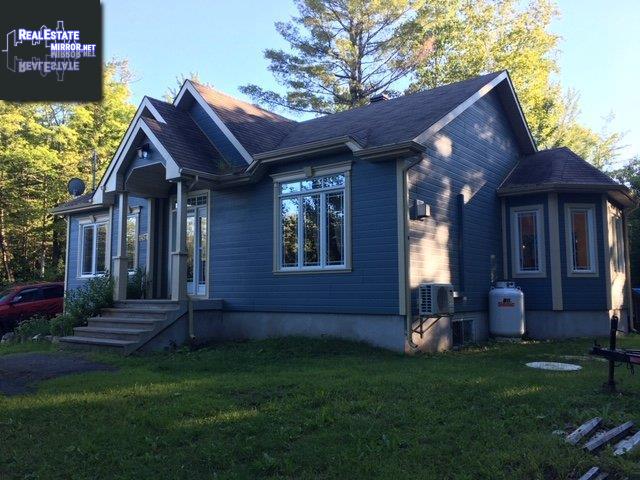 Property 1457 Ch. Aubin main img