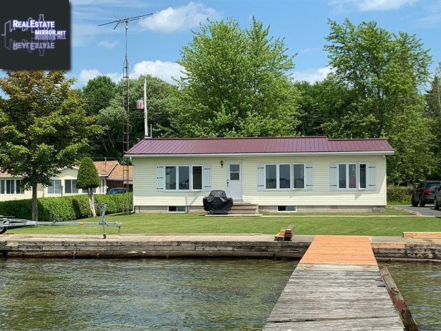 Property 2162 Ch. De La Pointe-Leblanc main img