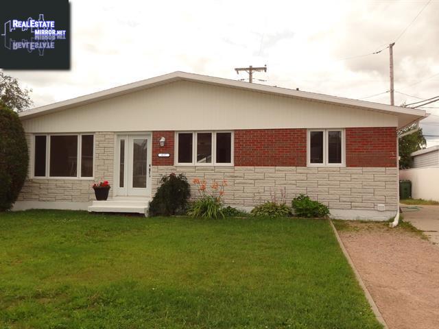 Property 857 Rue Guay main img