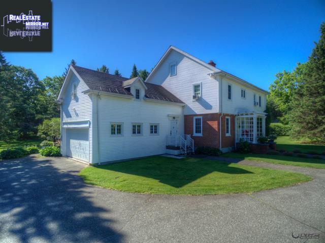 Property 725 Rue Hazel main img