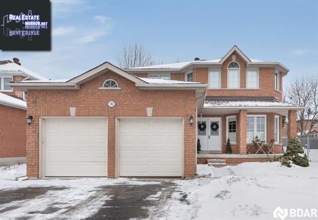 Property 392 Cundles Road W main img