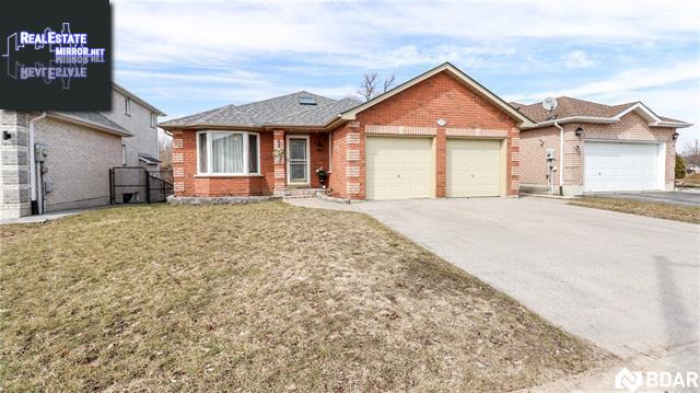 Property 117 Grace Crescent main img