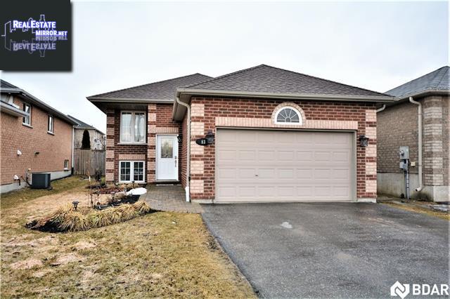 Property 83 Hanmer Street E main img