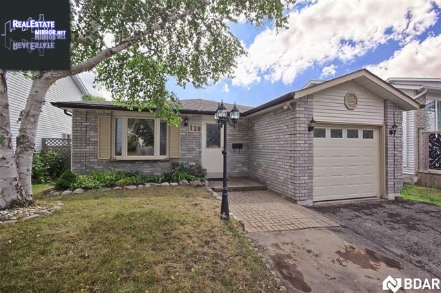 Property 128 Shakespeare Crescent main img