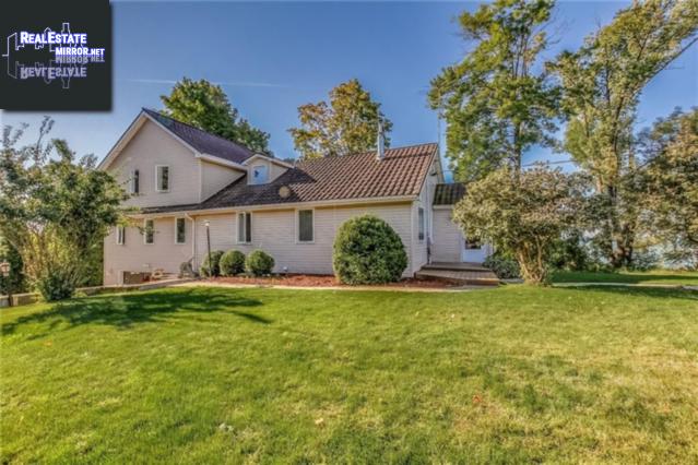 Property 142 Old Lakeshore Road main img