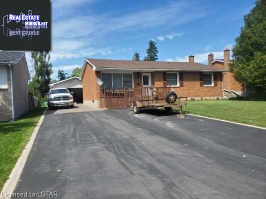 Property 42 Niagara Street main img