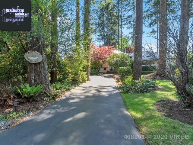Property 2271 Steelhead Road main img
