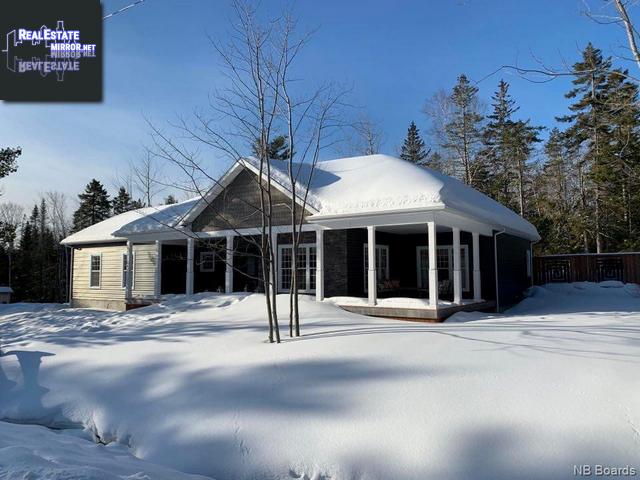 Property 138 Century Drive main img