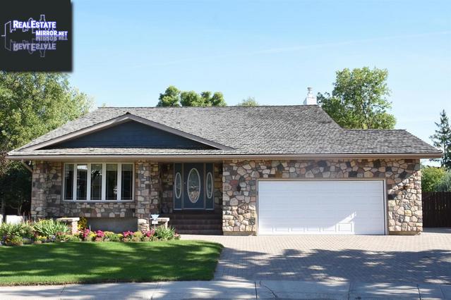 Property 26 Rogers Pl main img