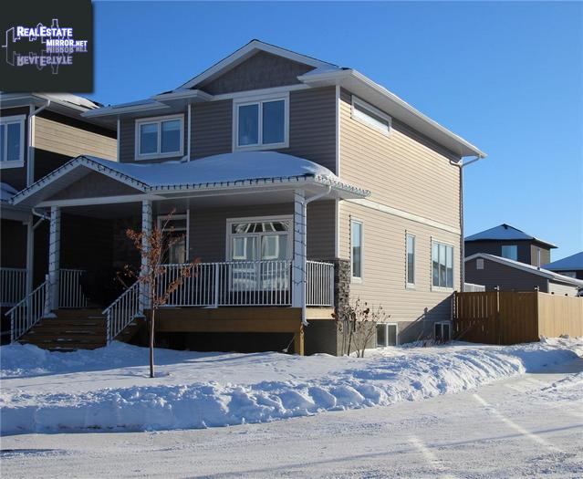 Property 503 Kloppenburg Cres main img