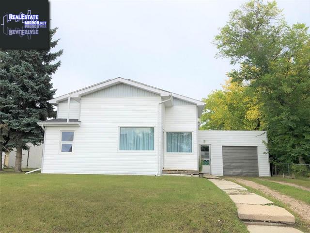 Property 410 Churchill St main img