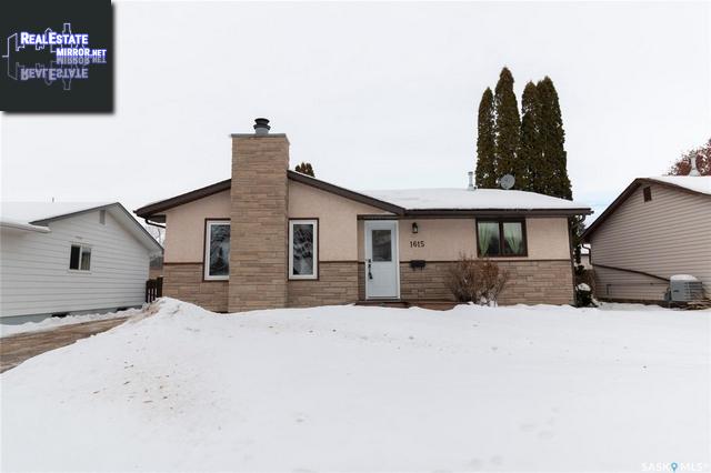 Property 1615 8th Ave N main img