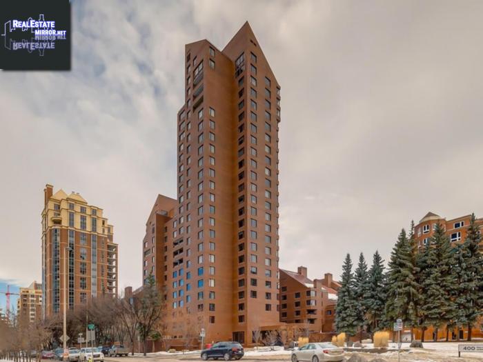 Property #701D 500 Eau Claire Av Sw main img