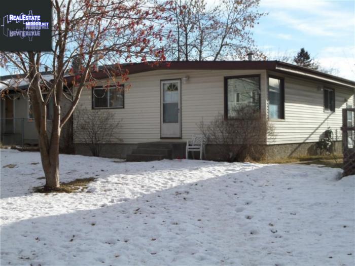 Property 3412 33a Av Se main img