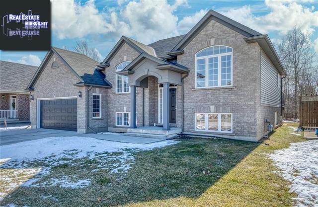 Property 57 Wilfrid Laurier Crescent main img