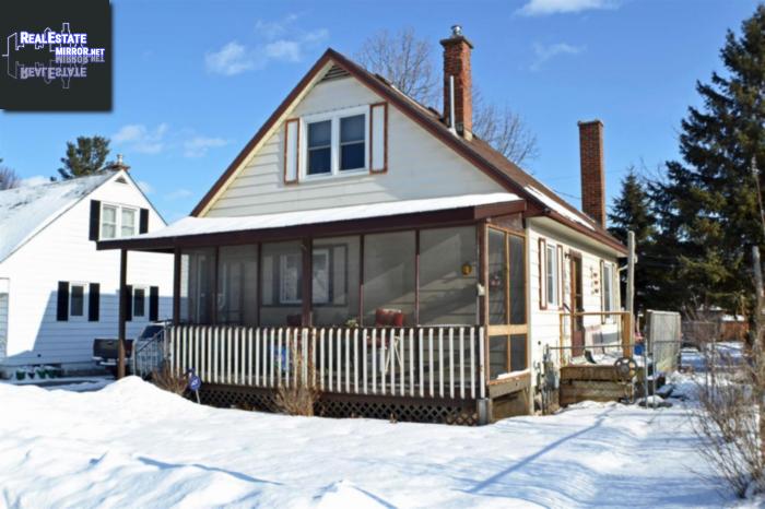 Property 199 Simcoe St main img