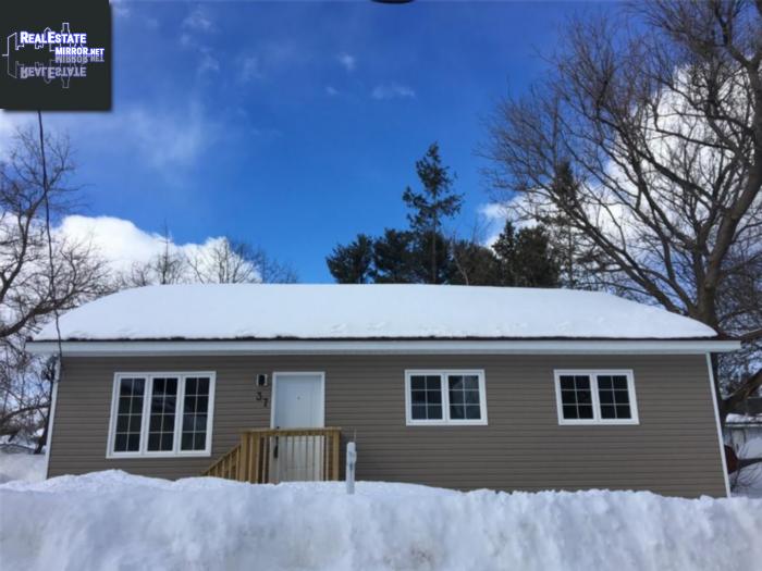 Property 37 Davis Avenue main img