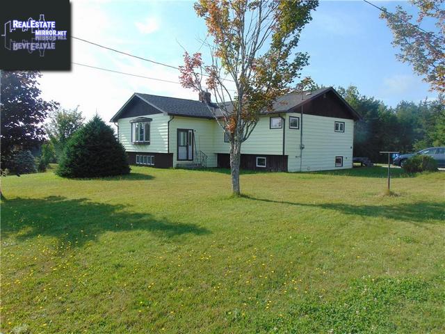 Property 15 Ouellette Road main img