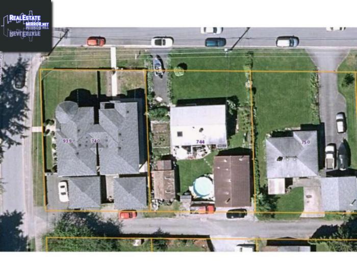 Property 744 Miller Avenue main img