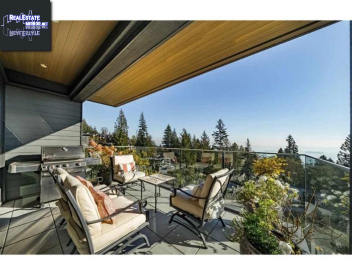 Property 3018 Burfield Place main img