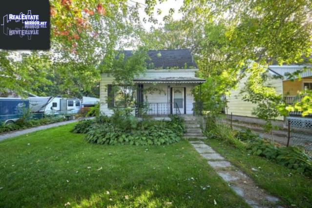 Property 270 Millard St main img