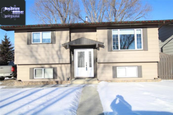 Property 3610 Fairlight Dr main img