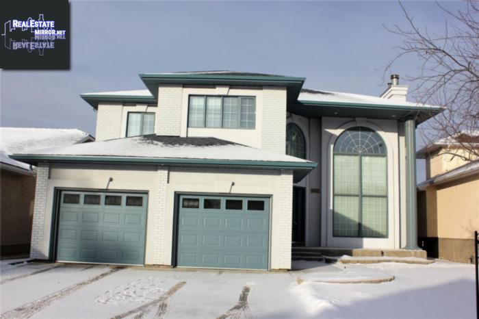 Property 9455 Wascana Mews main img