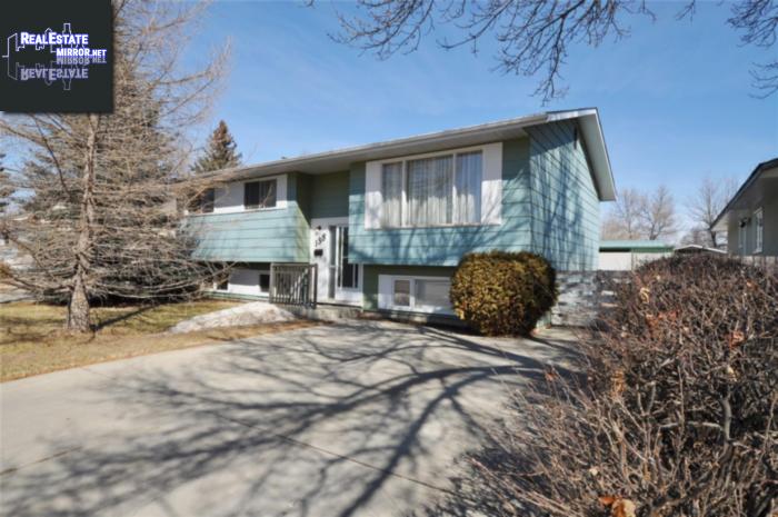 Property 138 Smallwood Cres main img