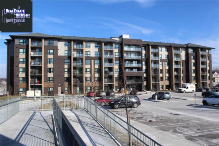 Property #208-7 Kay Cres main img