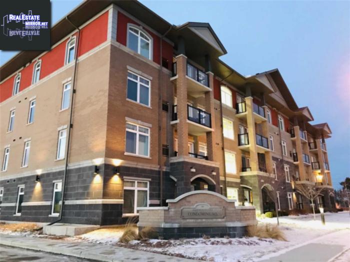Property #317-106 Bard Blvd main img