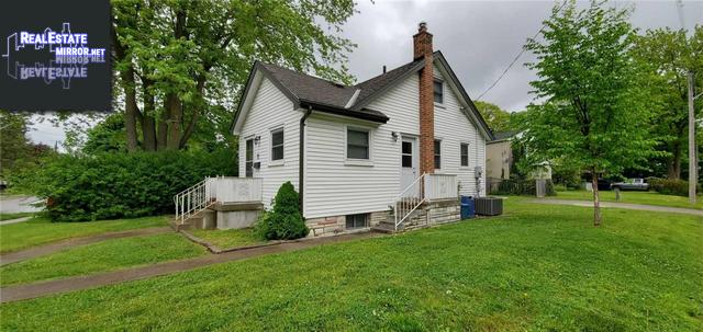 Property 71 Woodward Ave main img